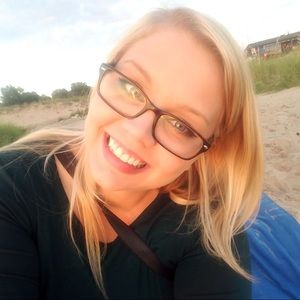 Meet your Posher, Megan